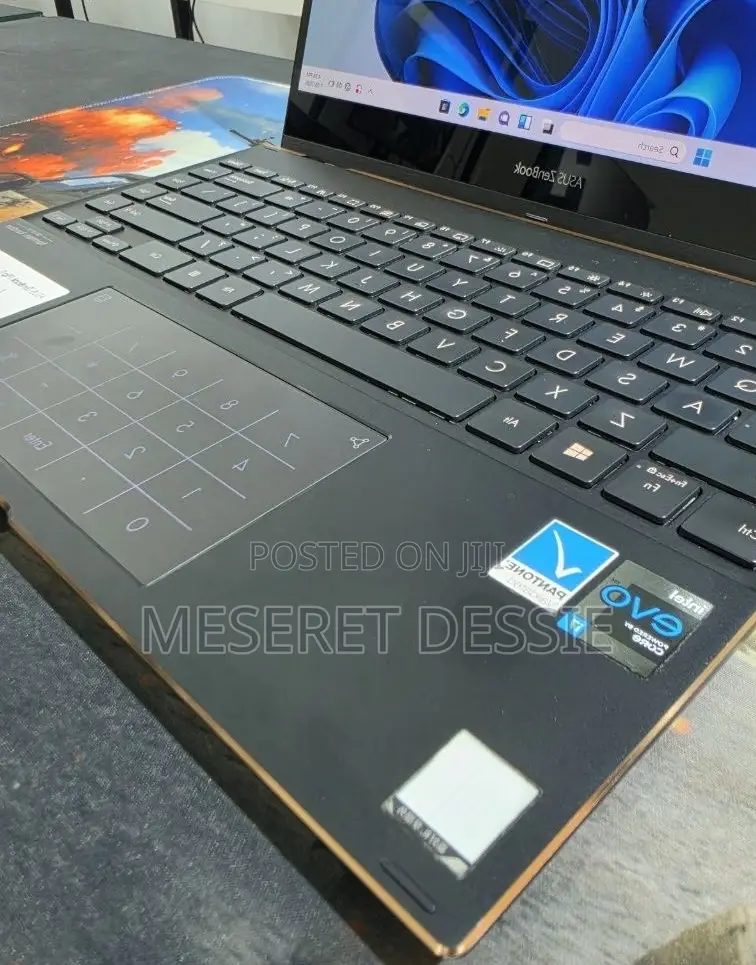 New Laptop Asus Zenbook 14 16GB Intel Core i7 SSD 512GB