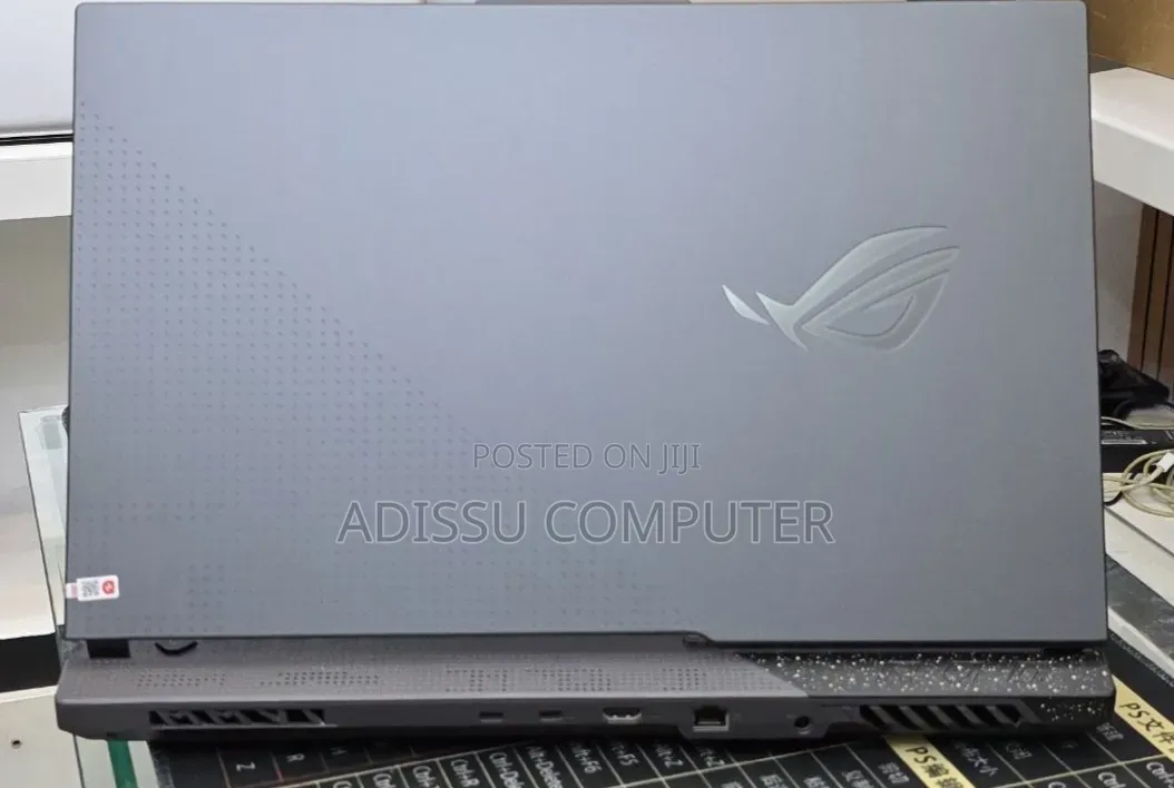 New Laptop Asus ROG Strix G17 16GB AMD Ryzen 9 SSD 1T