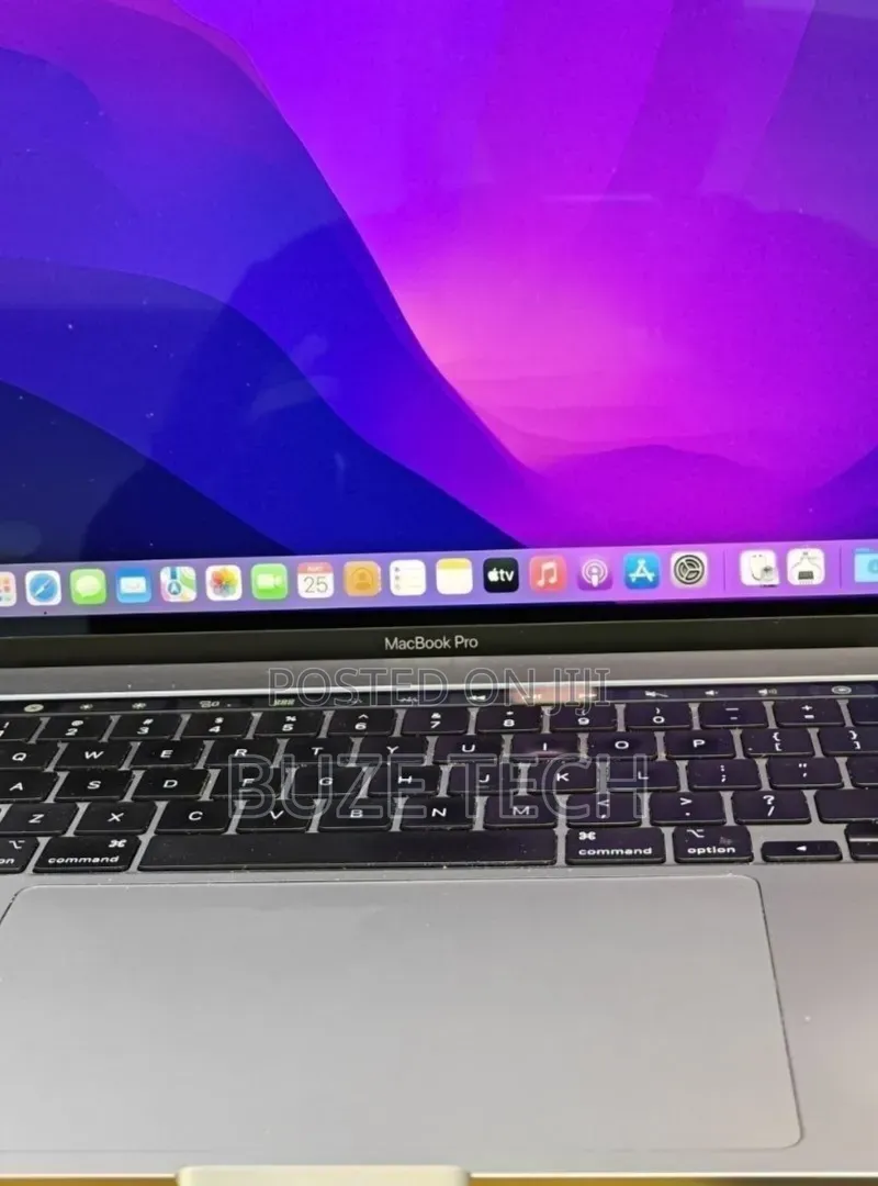 New Laptop Apple MacBook Pro 2018 32GB Intel Core i9 SSD 2T