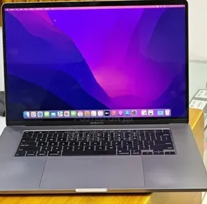 New Laptop Apple MacBook Pro 2018 32GB Intel Core i9 SSD 2T
