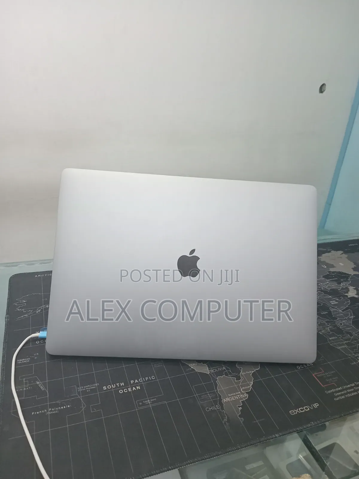 New Laptop Apple MacBook Pro 2019 32GB Intel Core i9 SSD 512GB