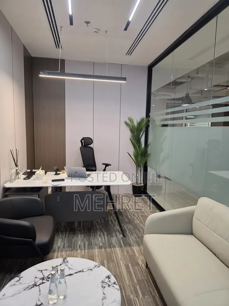 የ አፍሪካ ዩኒዮን አቅራቢያ ግሩም እይታ ያለው Office Space ለሽያጭ በልዪ የ10% ቅያሽ ከ7ኛ እስከ13