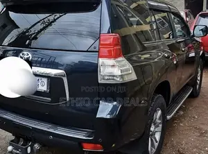 Toyota Land Cruiser Prado 2012 Black