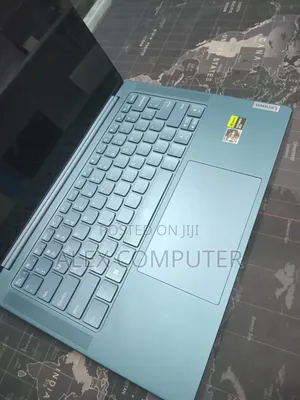 New Laptop Lenovo Legion Pro 7 16GB AMD Ryzen 7 SSD 512GB