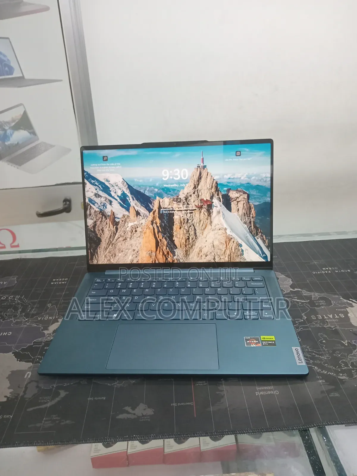 New Laptop Lenovo Legion Pro 7 16GB AMD Ryzen 7 SSD 512GB