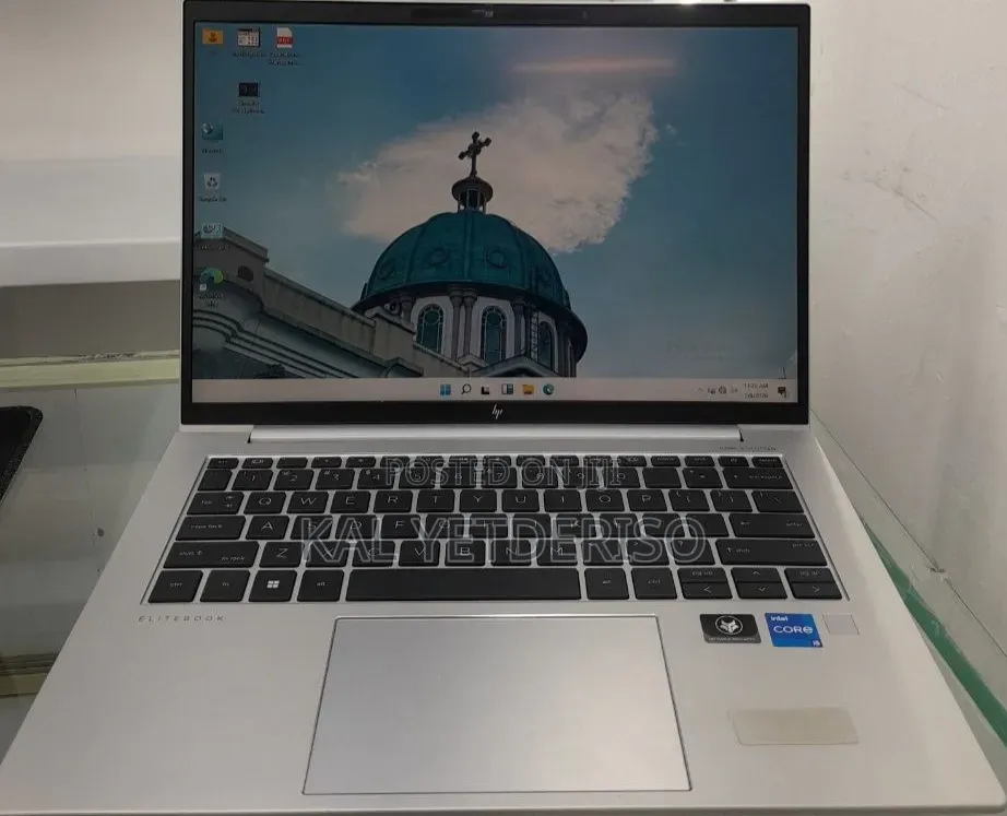 New Laptop HP EliteBook 840 G9 16GB Intel Core i5 SSD 512GB