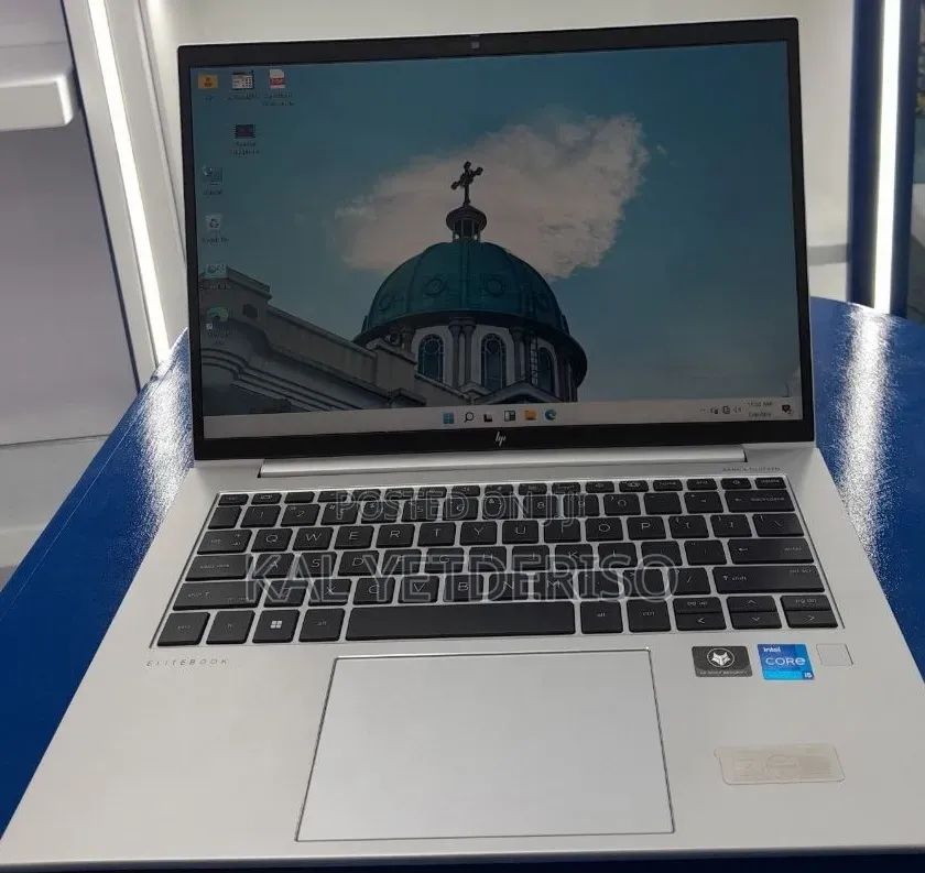 New Laptop HP EliteBook 840 G9 16GB Intel Core i5 SSD 512GB