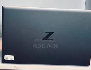 New Laptop HP ZBook Firefly G8 32GB Intel Core i7 SSD 512GB