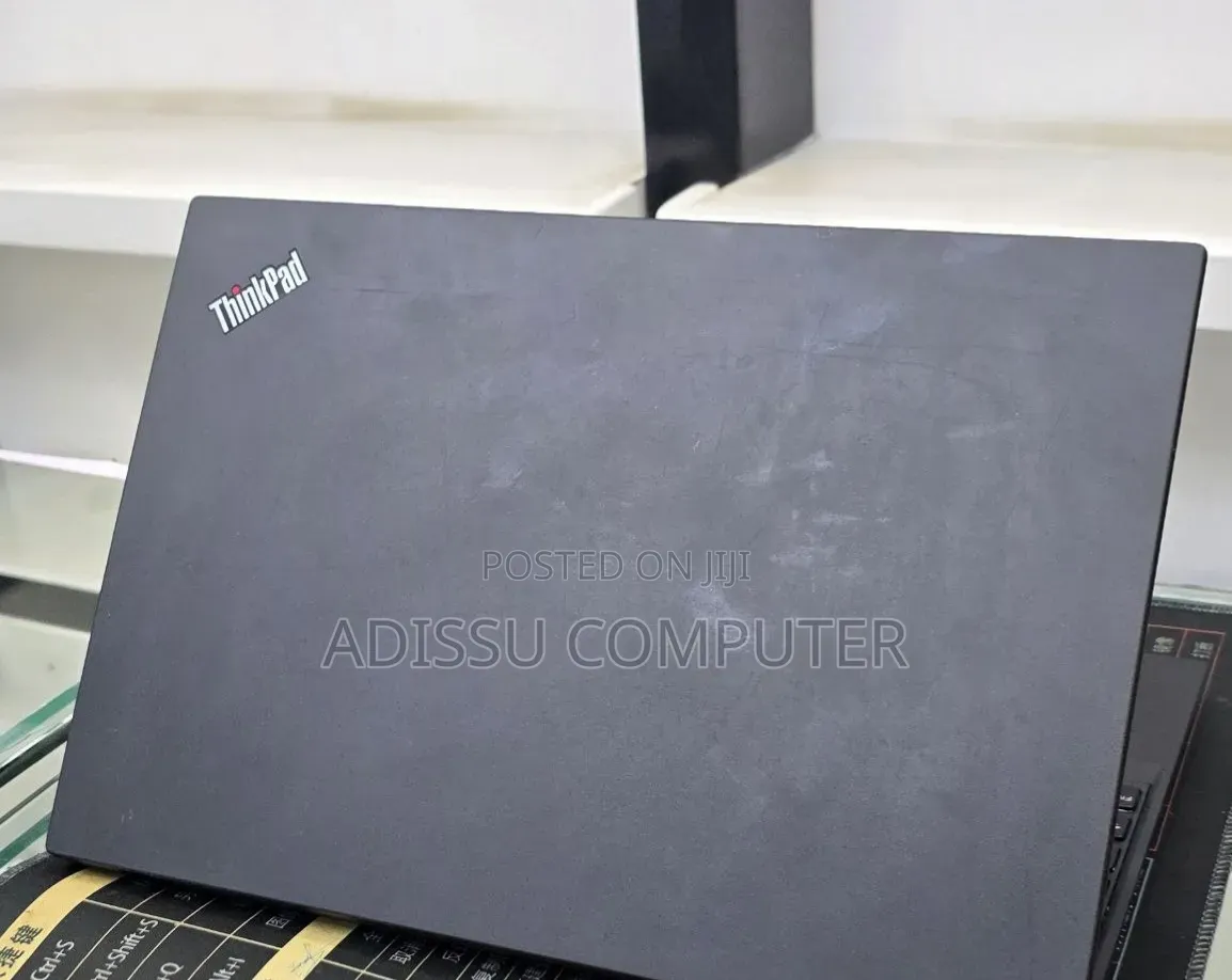 New Laptop Lenovo ThinkPad T490s 16GB Intel Core i5 SSD 256GB