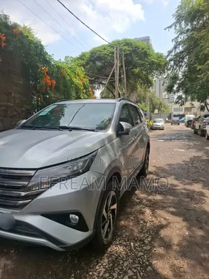 Toyota Rush 2022 Silver