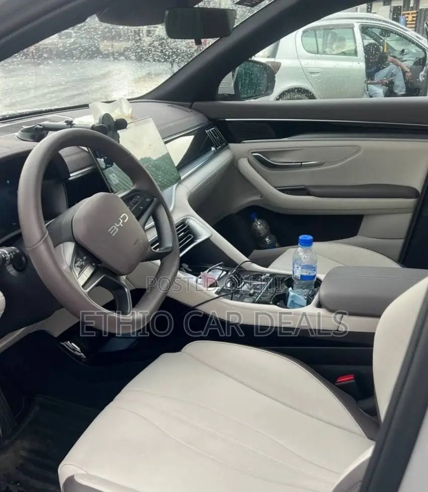 BYD Song Plus DM-i 2025 White
