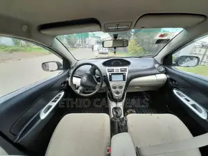 Toyota Yaris 2007 Silver
