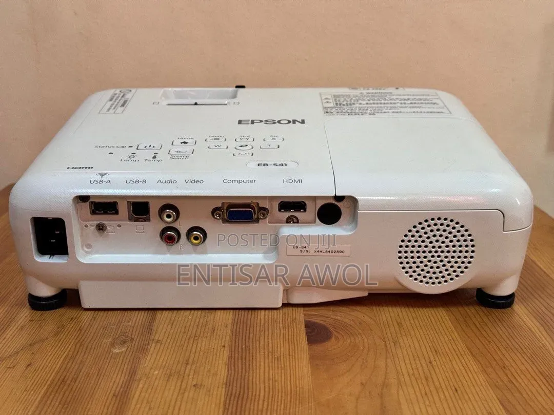 Epson EB-S41 SVGA 3LCD HD
Multimedia Projector
3,300 Lumens