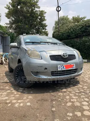 Toyota Yaris 2006 Gray