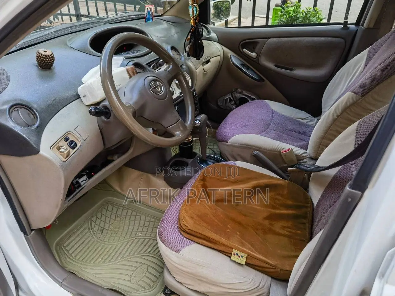 Toyota Platz 1.0 FWD 2005 White