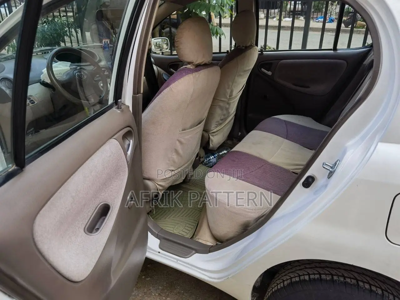 Toyota Platz 1.0 FWD 2005 White