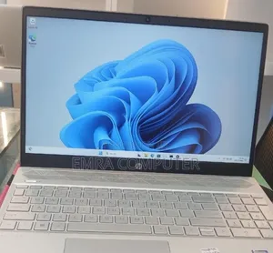 New Laptop HP 16GB Intel Core i5 SSD 512GB