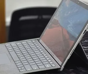 New Laptop Microsoft Surface 16GB Intel Core i5 SSD 256GB