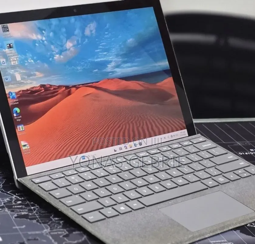 New Laptop Microsoft Surface 16GB Intel Core i5 SSD 256GB