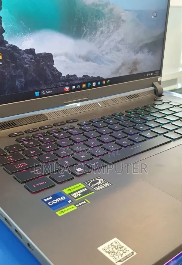 New Laptop Asus 16GB Intel Core i9 SSD 512GB