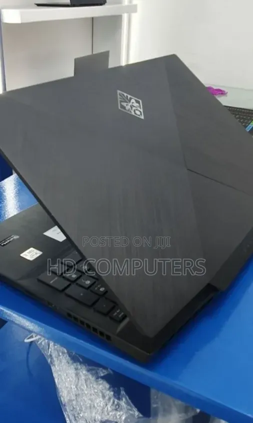 New Laptop HP Omen 17 16GB Intel Core i7 SSD 512GB