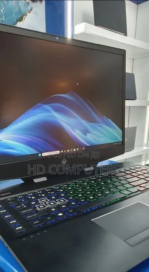 New Laptop HP Omen 17 16GB Intel Core i7 SSD 512GB