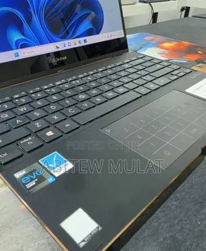 New Laptop Asus Zenbook 15 OLED 16GB Intel Core i7 SSD 512GB