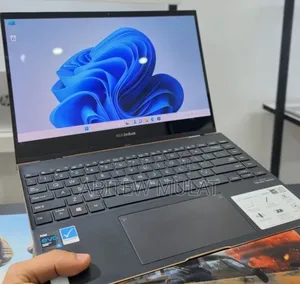 New Laptop Asus Zenbook 15 OLED 16GB Intel Core i7 SSD 512GB