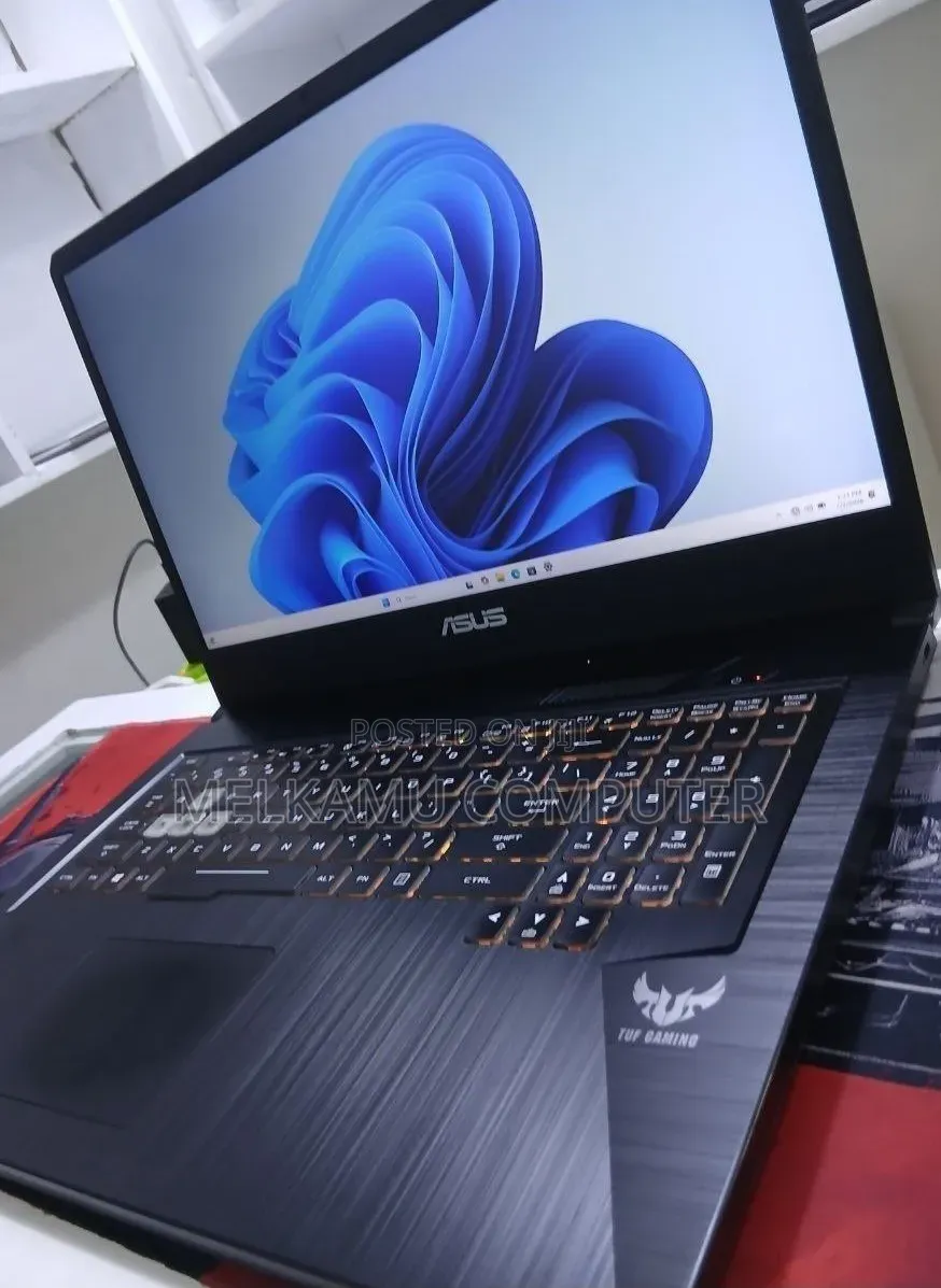 New Laptop Asus TUF Gaming A16 16GB AMD Ryzen 7 SSD 512GB