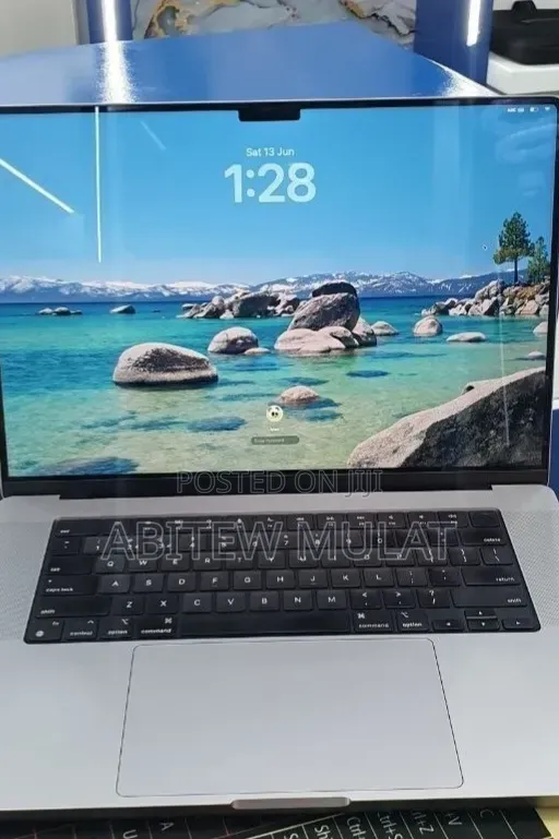 New Laptop Apple MacBook Pro 2021 M1 Max 32GB Apple M1 Max SSD 1T