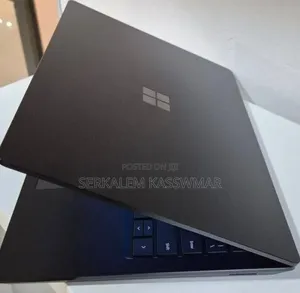New Laptop Microsoft Surface Laptop 3 8GB Intel Core i5 SSD 256GB