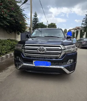 Toyota Land Cruiser 2017 Blue