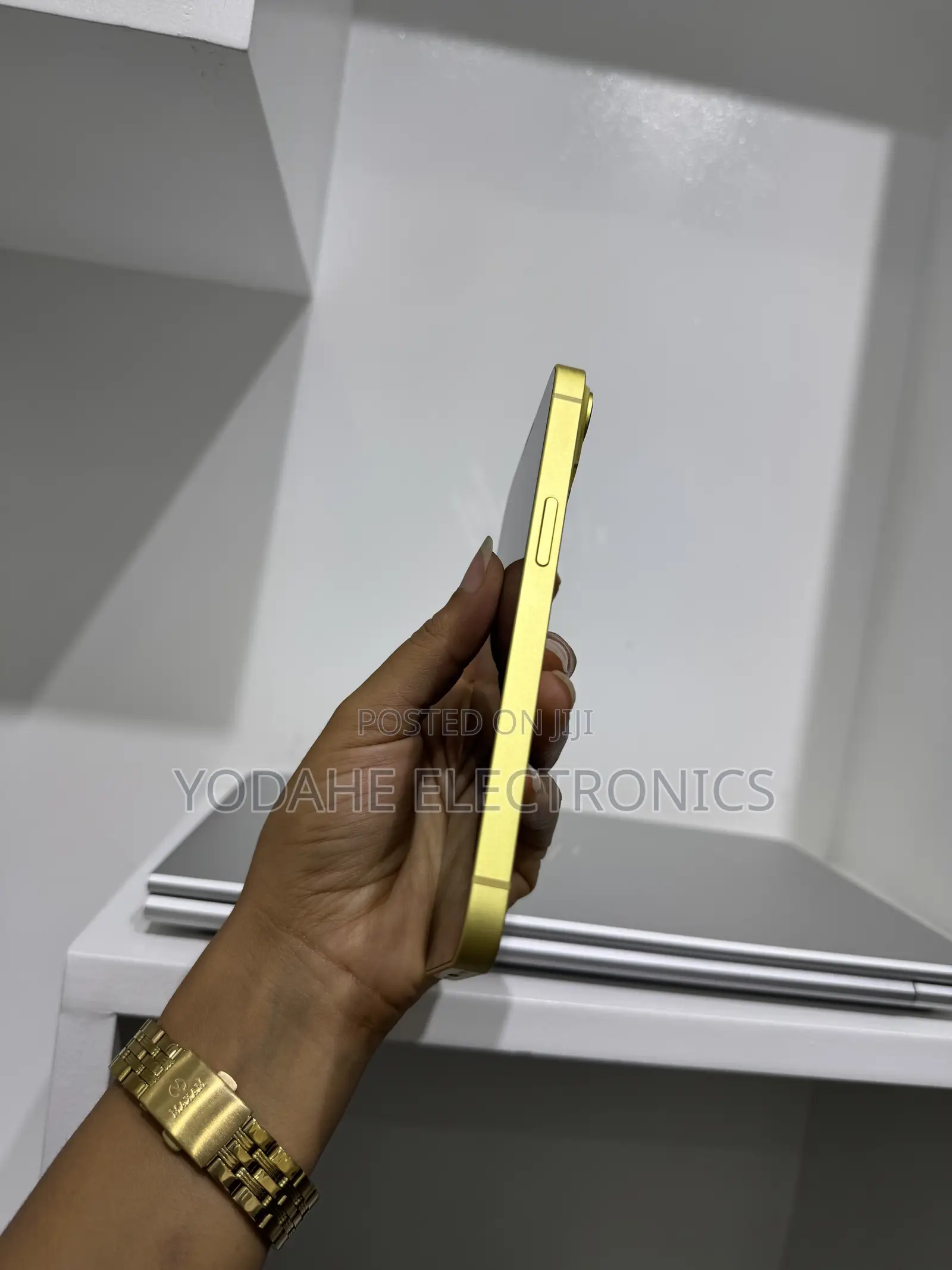 Apple iPhone 14 128 GB Yellow