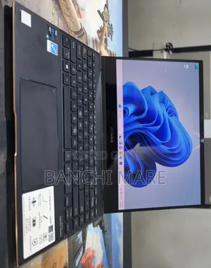 New Laptop Asus Zenbook 14 16GB Intel Core i7 SSD 512GB