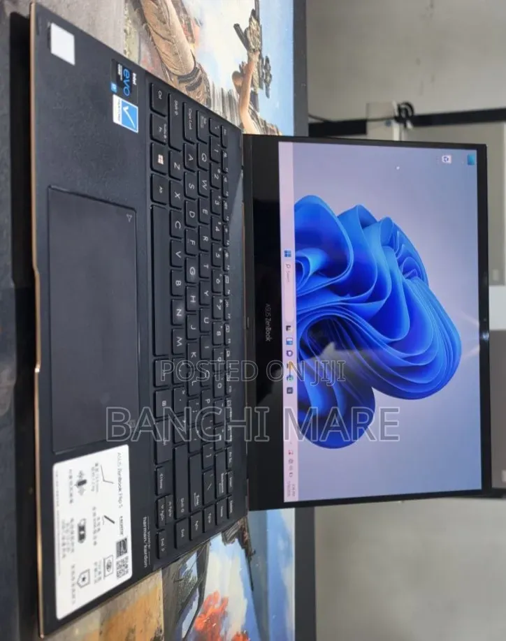 New Laptop Asus Zenbook 14 16GB Intel Core i7 SSD 512GB