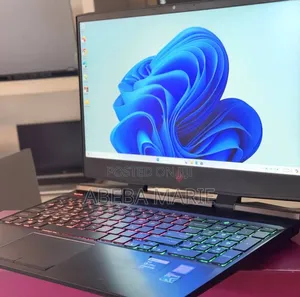 New Laptop HP Omen X 8GB Intel Core i7 SSD 512GB