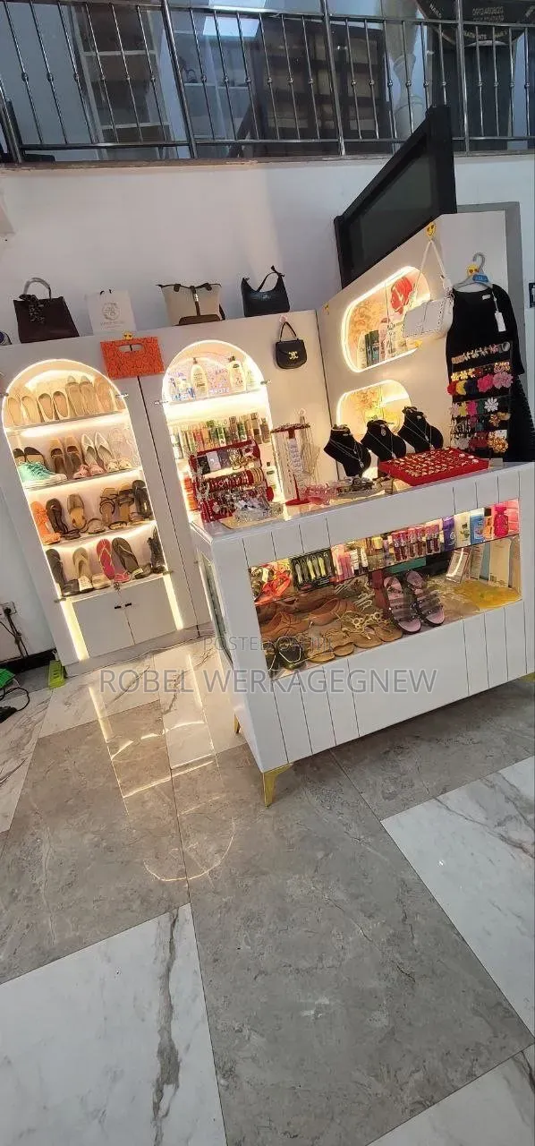 Four Display