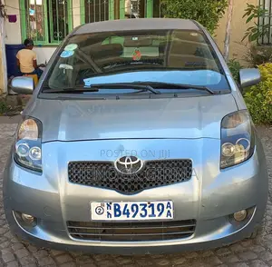 Toyota Yaris 2007 Gray