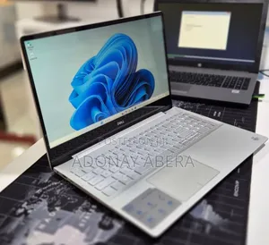New Laptop Dell Inspiron 15 8GB Intel Core i5 SSD 256GB