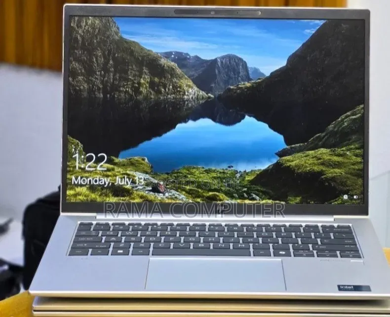 New Laptop HP EliteBook 840 G11 16GB Intel Core Ultra 7 SSD 512GB