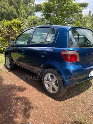 Toyota Vitz 2001 Blue