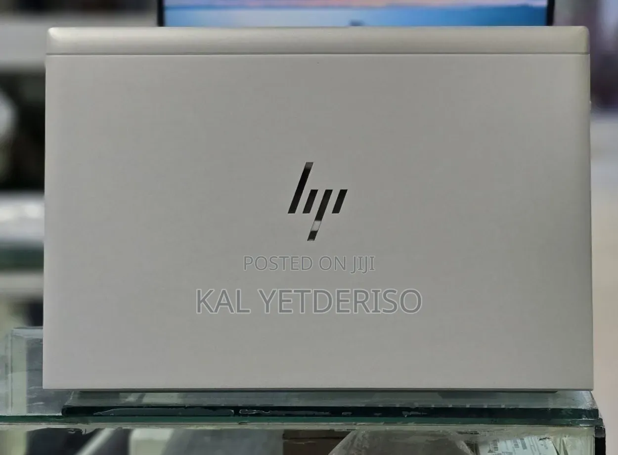 New Laptop HP EliteBook 830 G8 16GB Intel Core i5 SSD 512GB