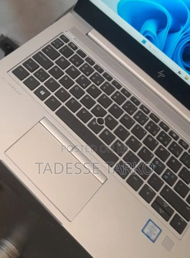 New Laptop HP EliteBook 830 G5 8GB Intel Core i5 SSD 256GB
