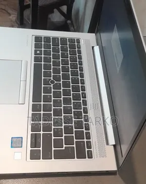New Laptop HP EliteBook 830 G5 8GB Intel Core i5 SSD 256GB