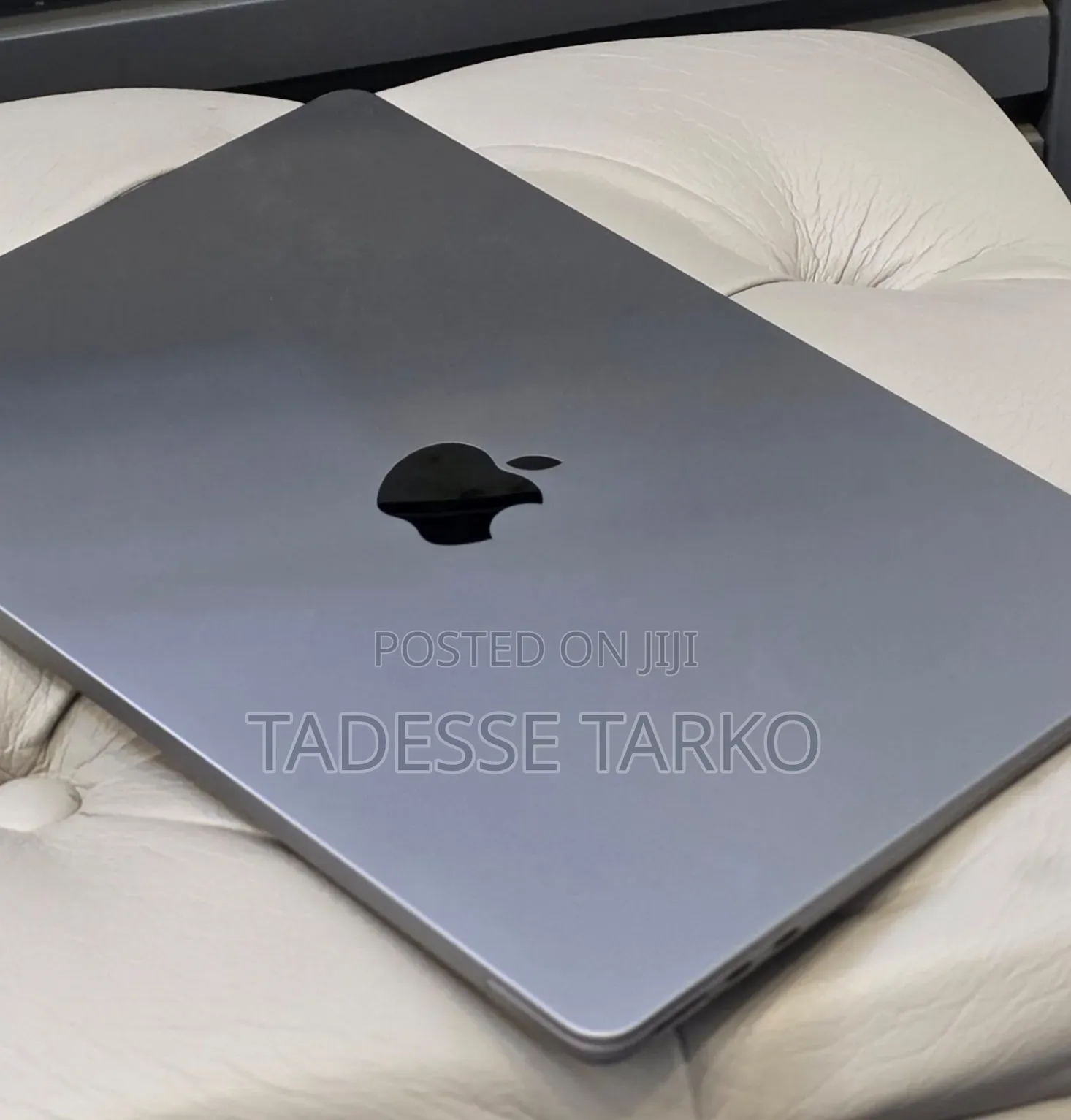 New Laptop Apple MacBook Air 2022 M2 8GB Apple M2 SSD 256GB