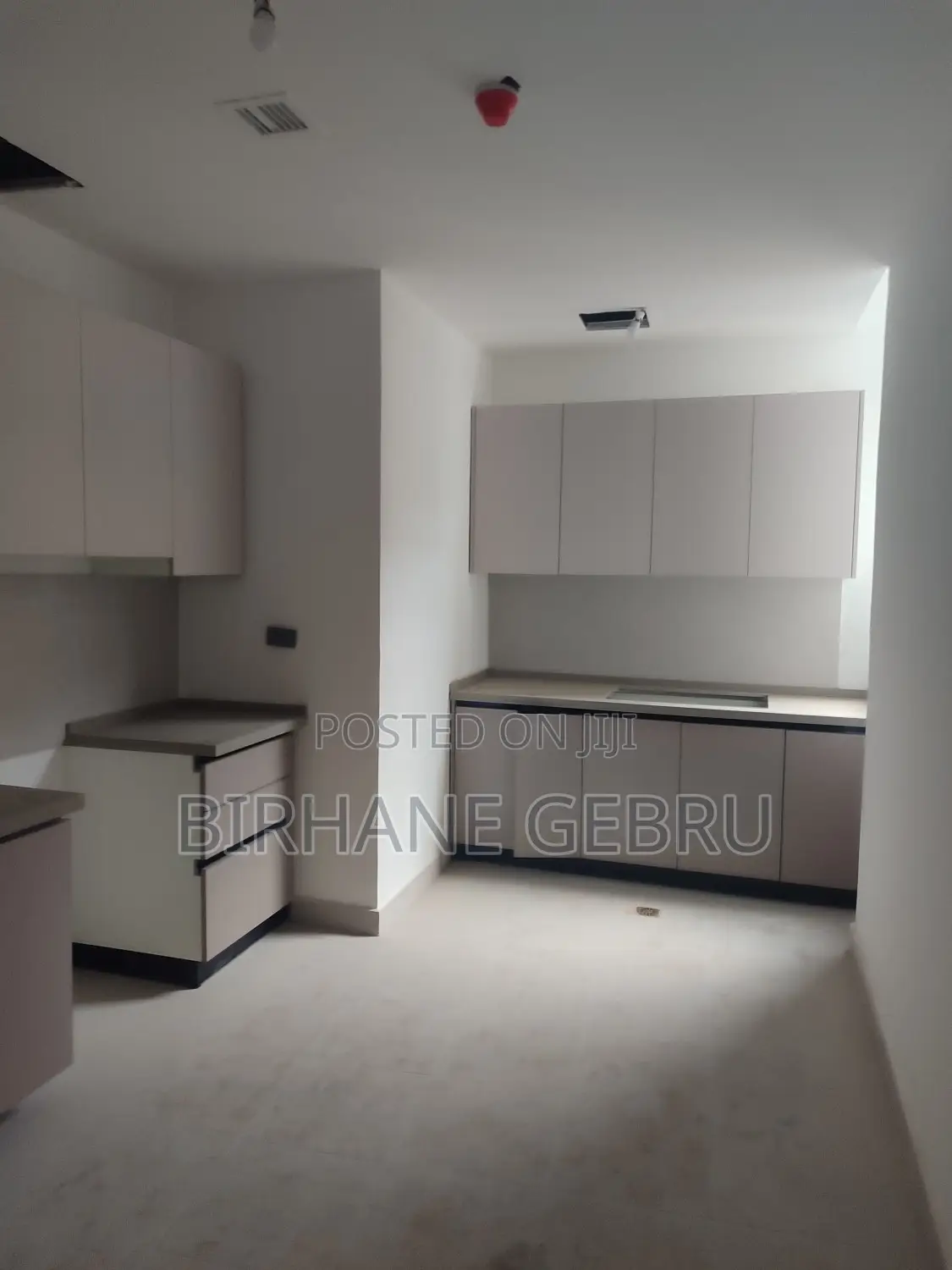 3bdrm Apartment in Luxury Apartiment, Bole for rent