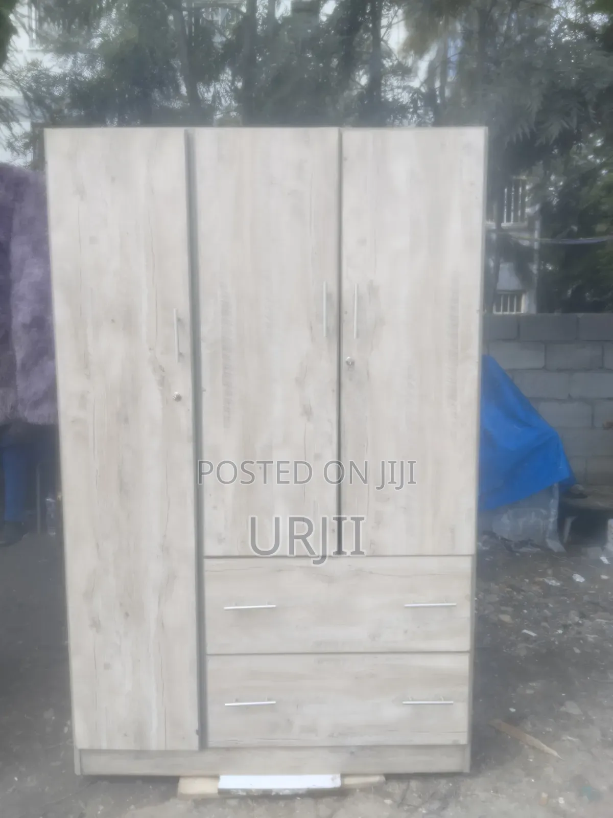 Beautiful Amp; Durable 3-Door Wardrobe for Sale!