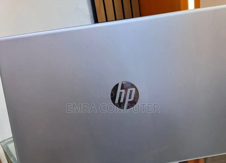 New Laptop HP 8GB Intel Core i5 SSD 512GB