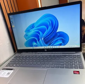 New Laptop HP 8GB Intel Core i5 SSD 512GB