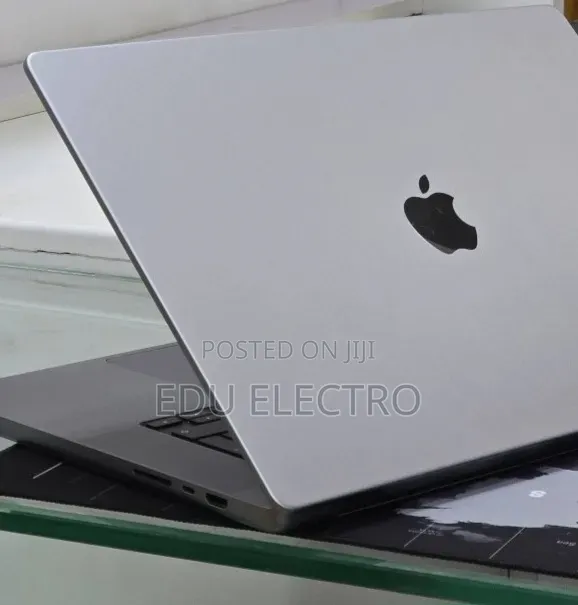 New Laptop Apple MacBook Pro 2021 M1 Max 32GB Apple M1 Max SSD 1T